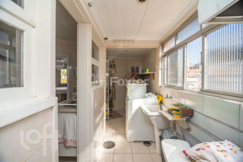 Image 6 - 1026359