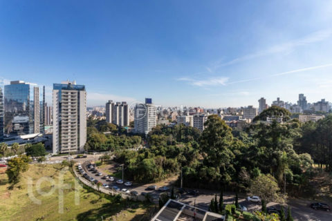 Image 6 - 1026370