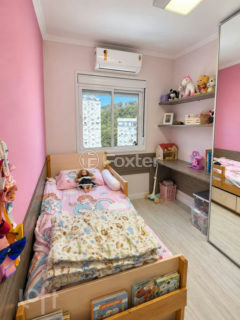 Image 23 - 1026372