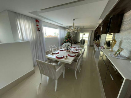 Image 7 - 1026377