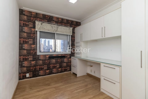 Image 38 - 1026385