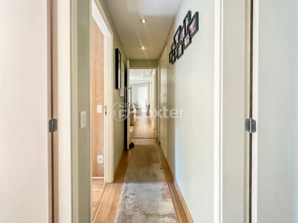 Image 30 - 1026391