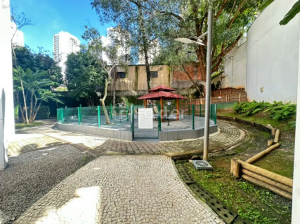 Image 27 - 1026395