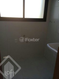 Image 11 - 1026503