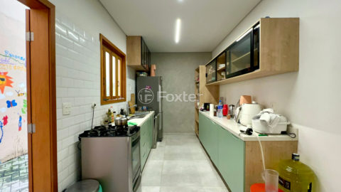 Image 4 - 1026560