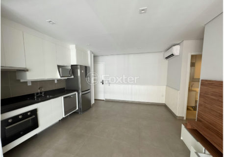 Image 22 - 1026568