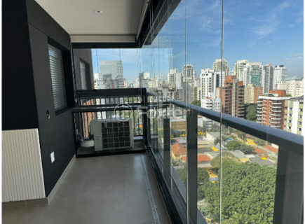 Image 24 - 1026568