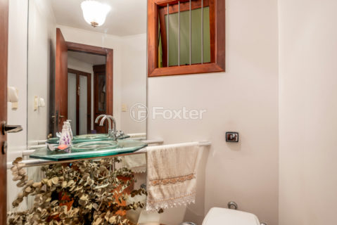 Image 7 - 1026616