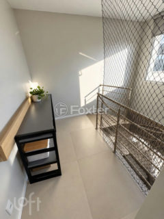 Image 4 - 1026618