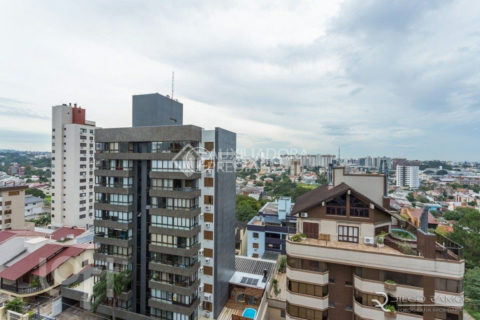 Image 2 - 1026626