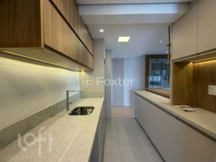 Image 13 - 1026650