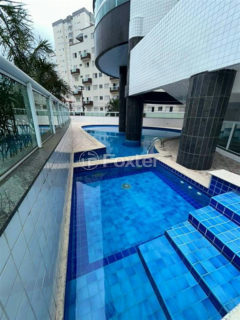 Image 6 - 1026662