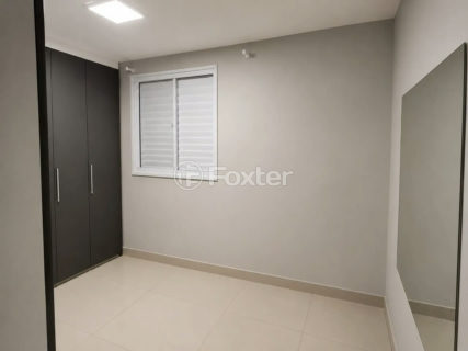 Image 6 - 1026668