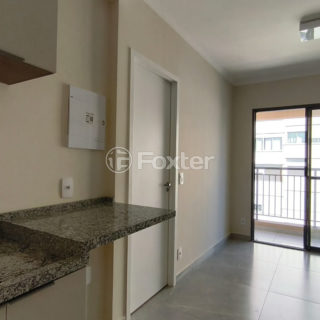 Image 5 - 1026669