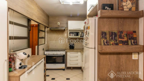 Image 9 - 1026671