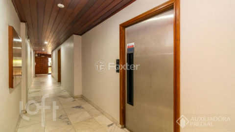 Image 21 - 1026671