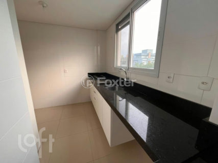 Image 4 - 1026679