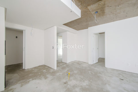 Image 9 - 1026697