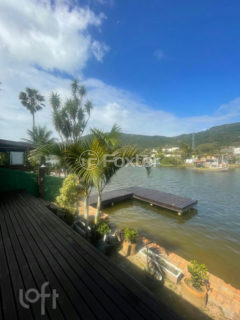 Image 25 - 1026753