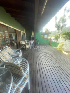 Image 15 - 1026753