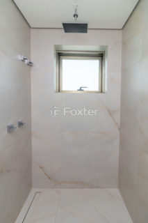Image 39 - 1026759