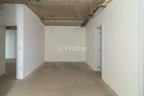 Image 37 - 1026759