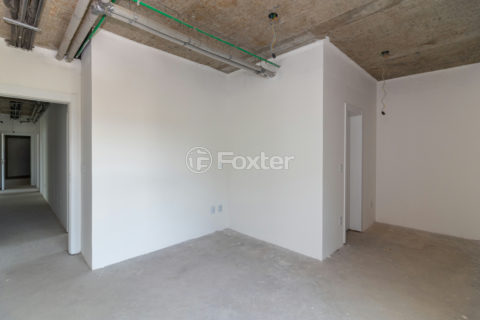 Image 34 - 1026759