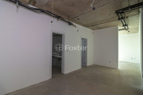 Image 38 - 1026759