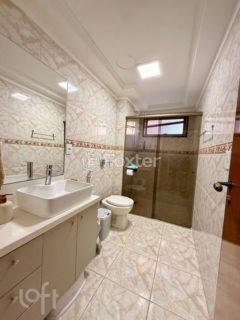 Image 38 - 1026765