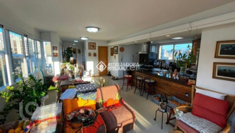 Image 3 - 1026797
