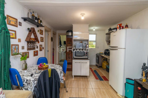 Image 4 - 1026812