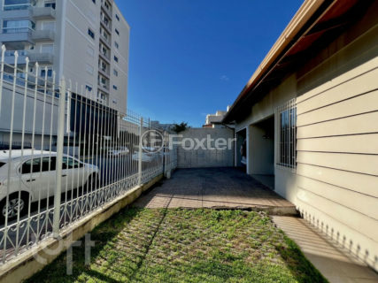 Image 31 - 1026855