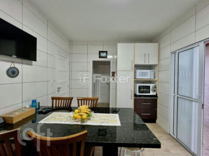 Image 21 - 1026855