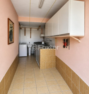 Image 29 - 1026870