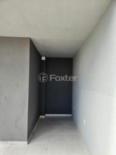 Image 10 - 1026877