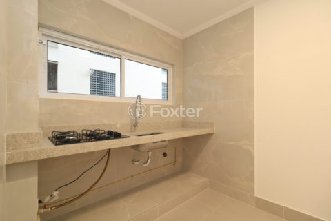 Image 21 - 1026880