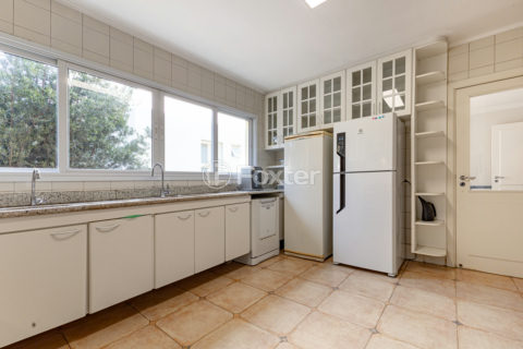 Image 21 - 1026886