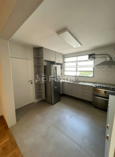 Image 7 - 1026910