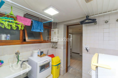 Image 40 - 1026931