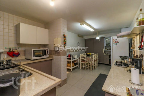 Image 43 - 1026931