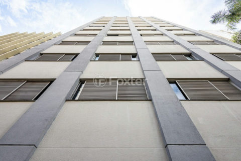 Image 11 - 1026988