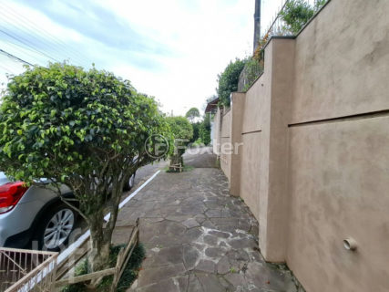 Image 39 - 1026998