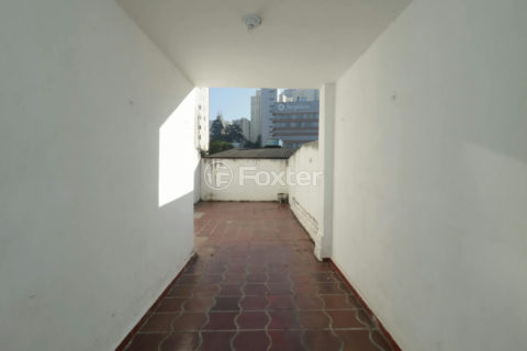 Image 28 - 1027001