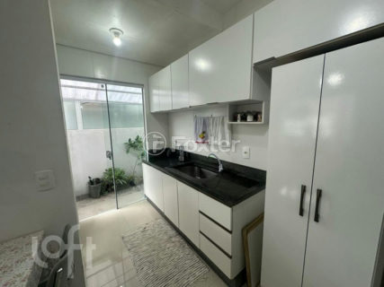 Image 3 - 1027005