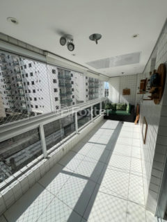 Image 16 - 1027040