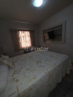 Image 7 - 1027074