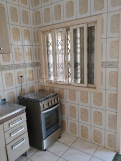 Image 15 - 1027140
