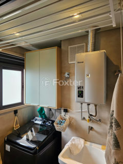 Image 21 - 1027156