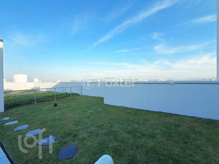 Image 33 - 1027174