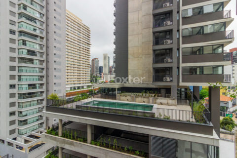 Image 17 - 1027191